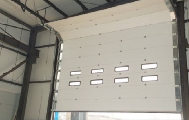 4 lưu ý khi sử dụng cửa cuốn trượt trần