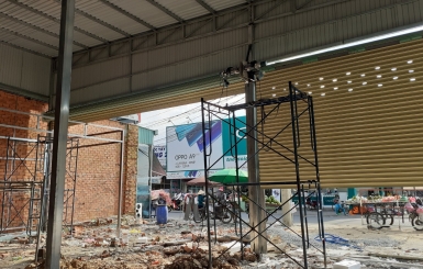 CỬA CUỐN SIÊU TRƯỜNG CÔNG TRÌNH BÁCH HÓA XANH PHÚ CHÁNH