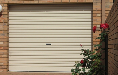 Cửa cuốn giá rẻ liệu có an toàn? Nguy hiểm tiềm ẩn ít ai biết