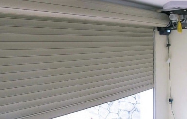 Cửa cuốn bị kêu - Nguyên nhân và cách xử lý hiệu quả tại nhà