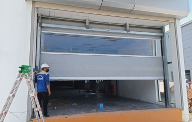 Lắp đặt cửa cuốn trọn gói  - Giải pháp an toàn và tiện ích cho bạn!