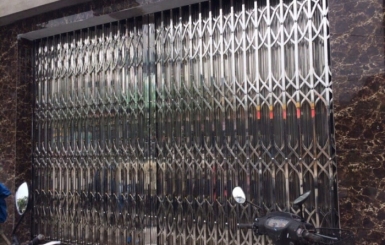 Cửa cuốn cũ và những lí do không nên mua cửa cuốn cũ