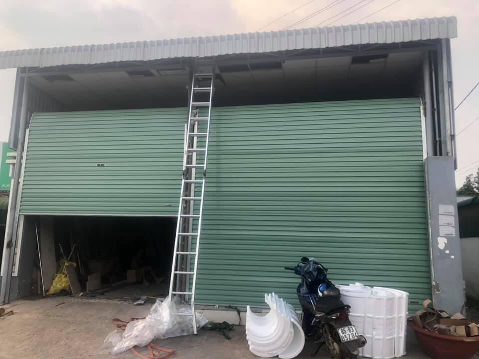 Thi công lắp đặt cửa cuốn trọn gói