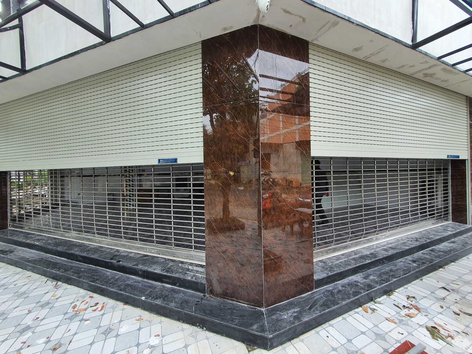 Thi công cửa cuốn tại Phường Bình Dương