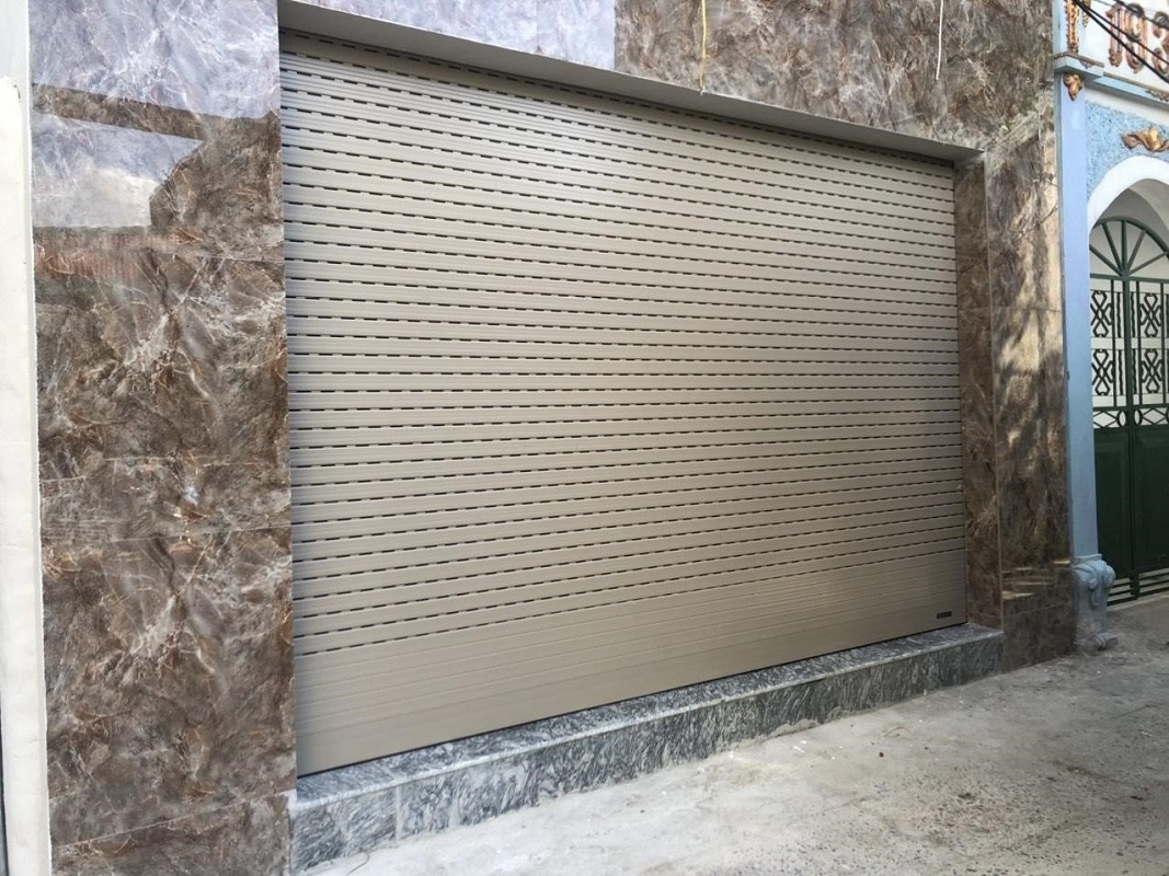 Lắp cửa cuốn tự động